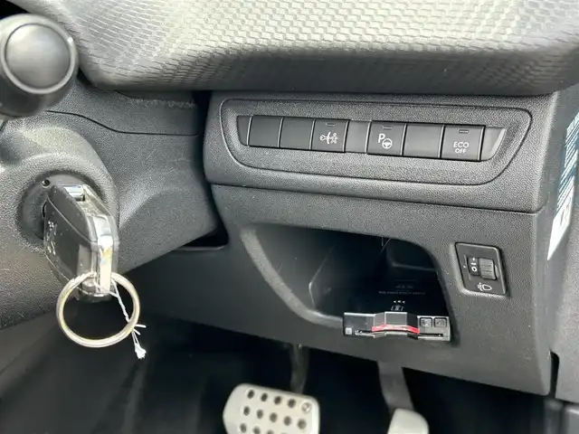 プジョー ２００８ GTライン ブラックパック 福岡県 2020(令2)年 5.1万km 青 純正ディスプレイオーディオ/Ａｐｐｌｅｃａｒｐｌａｙ/ＡｎｄｒｏｉｄＡｕｔｏ/バックカメラ/ブラックレザーシート/シートヒーター/クルーズコントロール/衝突軽減ブレーキ/ステアリングスイッチ/パーキングアシスト/オートライト/オートワイパー/純正１７インチアルミホイール/ETC