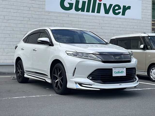 トヨタ ハリアー プレミアム スタイルノアール 静岡県 2020(令2)年 4.6万km ホワイトパールクリスタルシャイン 純正9インチナビ/地デジTV/純正CD/DVD/Bluetooth/フロント/バックカメラ/モデリスタエアロ/セーフティセンス/レーダークルーズコントロール/オートハイビーム/レーンキープアシスト/ハーフレザーシート/ビルトインETC/専用18インチAW/LEDヘッドライト/スマートキー/スペアキー/保証書/取説