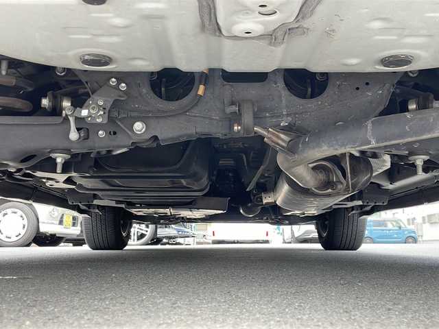 トヨタ ハリアー プレミアム スタイルノアール 静岡県 2020(令2)年 4.6万km ホワイトパールクリスタルシャイン 純正9インチナビ/地デジTV/純正CD/DVD/Bluetooth/フロント/バックカメラ/モデリスタエアロ/セーフティセンス/レーダークルーズコントロール/オートハイビーム/レーンキープアシスト/ハーフレザーシート/ビルトインETC/専用18インチAW/LEDヘッドライト/スマートキー/スペアキー/保証書/取説