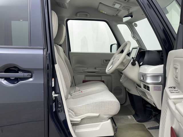 スズキ スペーシア HYBRID X 鹿児島県 2022(令4)年 1.6万km ブルーイッシュブラックパール3 ワンオーナー/純正8インチナビ/（フルセグ/Bluetooth/CD/DVD/AM/FM）/全方位カメラ/両側パワースライドドア/D席シートヒーター/デュアルセンサーブレーキ/先行車発進お知らせ機能/コーナーセンサー/リアサンシェード/シートバックテーブル/ハイビームアシスト/レーンキープアシスト/プッシュスタートボタン/スマートキー/取扱説明書
