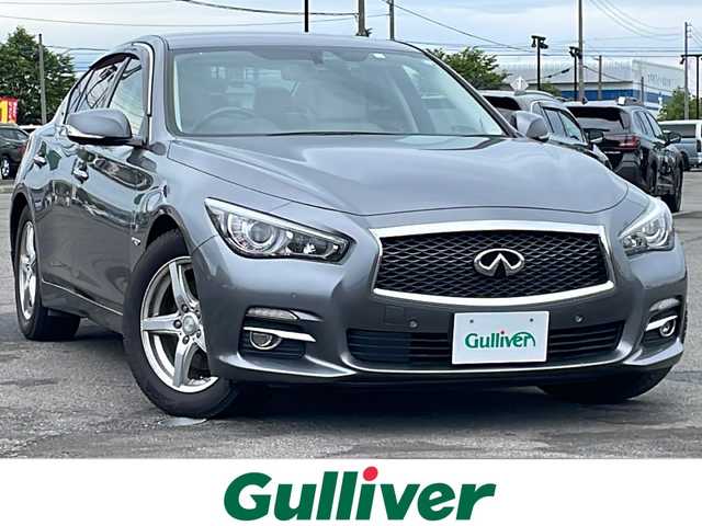 日産 スカイライン ハイブリッド 350GT FOUR Type P 道央・札幌 2016(平28)年 9.4万km ダークメタルグレー ４WD/純正メーカーナビ/CD/DVD/BT/フルセグ/横滑り防止装置/レーダークルーズコントロール/クリアランスソナー/アラウンドビューモニター/ビルトインETC/ドライブレコーダー/DRIVEMODE/前席パワーシート/D席メモリーシート/前席シートヒーター/レザーシート/革巻きステアリング/ステアリングリモコン/自動防眩ミラー/MTモード付AT/プッシュスタート/スマートキー/LEDヘッドライト/オートライト/フォグランプ/電動格納ミラー/ウィンカーミラー/純正フロアマット/ドアバイザー