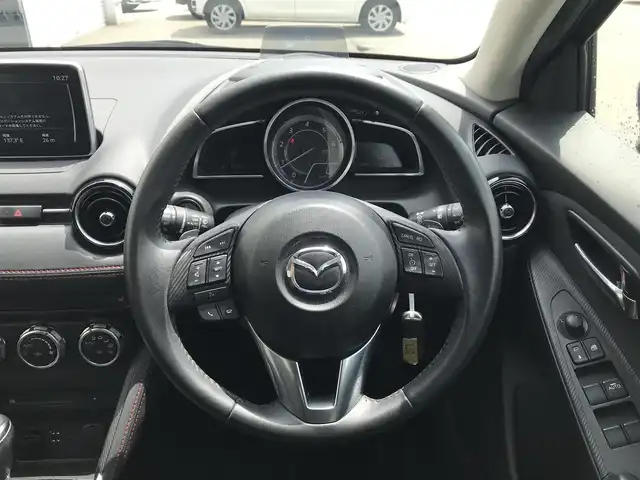 マツダ デミオ XD ツーリング 富山県 2016(平28)年 2.6万km ブルーリフレックスマイカ 純正ナビ(Bluetooth/CD/DVD)/フルセグTV/バックモニター/クルーズコントロール/横滑り防止装置/セーフティパッケージ/・ブラインドスポットモニタリング/・リアクロストラフィックアラート/・ハイビームコントロールシステム/・車線逸脱警報システム/i-ACTIVSENSE/・前進時スマートシティブレーキサポート/・前進時AT誤発進抑制制御/アクティブドライビングディスプレイ/ターボ/シグネチャーランプ付LEDヘッドランプ/オートライト/本革巻きステアリング/パドルシフト/前席シートヒーター/純正16インチアルミホイール/アドバンストキーレスエントリーシステム/プッシュスタートボタン/禁煙車