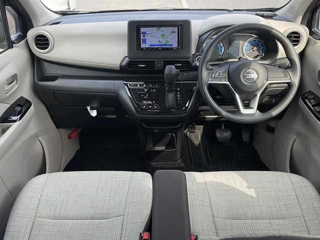 日産 デイズ X 青森県 2023(令5)年 1.3万km ブラック 4WD/社外SDナビ/Bluetooth・AUX・FM・AM/バックカメラ/前席シートヒーター/衝突軽減ブレーキ/レーンキープアシスト/前後コーナーセンサー/サイド・カーテンエアバッグ/ETC/純正14インチアルミホイール/スマートキー/プッシュスタート/アイドリングストップ