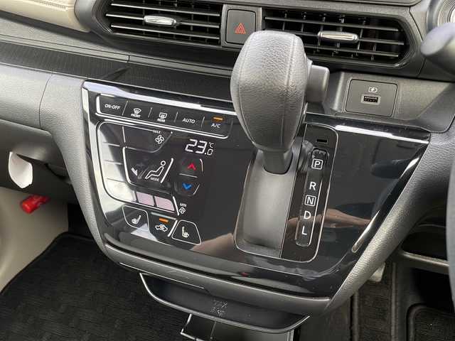 日産 デイズ X 青森県 2023(令5)年 1.3万km ブラック 4WD/社外SDナビ/Bluetooth・AUX・FM・AM/バックカメラ/前席シートヒーター/衝突軽減ブレーキ/レーンキープアシスト/前後コーナーセンサー/サイド・カーテンエアバッグ/ETC/純正14インチアルミホイール/スマートキー/プッシュスタート/アイドリングストップ