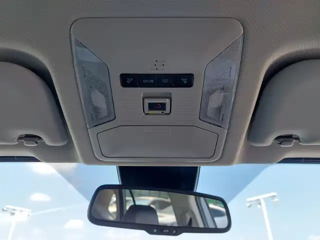 トヨタ ＲＡＶ４ アドベンチャー オフロードPKGⅡ 東京都 2023(令5)年 3.2万km グレーⅡ 純正ディスプレイオーディオ/純正アルミホイール/アラウンドビューモニター/トヨタセーフティセンス/アダプティブクルーズコントロール/ブラインドスポットモニター/ETC2.0/プッシュスタート/Bluetooth/ルーフレール/ハンドルヒーター/シートヒーター/キーレスエントリー/新車保証書/取扱説明書
