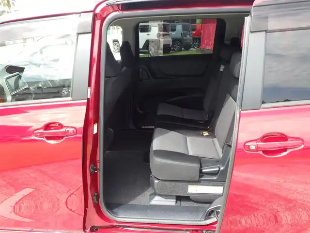 トヨタ シエンタ G 千葉県 2020(令2)年 1.9万km センシュアルレッドマイカ ワンオーナー/Toyota Safety Sense/・プリクラッシュセーフティ/・レーンディパーチャーアラート/・オートハイビーム/両側パワースライドドア/社外メモリーナビ/地デジTV/【DVD/CD再生機能　Bluetooth接続】/バックカメラ/ドライブレコーダー（前後撮影）【TZ-D205W】/革巻きステアリング/ステアリングスイッチ/ETC/LEDヘッドライト/スマートキー