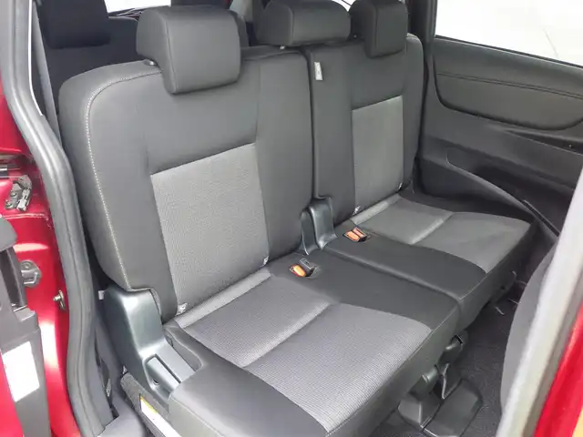 トヨタ シエンタ G 千葉県 2020(令2)年 1.9万km センシュアルレッドマイカ ワンオーナー/Toyota Safety Sense/・プリクラッシュセーフティ/・レーンディパーチャーアラート/・オートハイビーム/両側パワースライドドア/社外メモリーナビ/地デジTV/【DVD/CD再生機能　Bluetooth接続】/バックカメラ/ドライブレコーダー（前後撮影）【TZ-D205W】/革巻きステアリング/ステアリングスイッチ/ETC/LEDヘッドライト/スマートキー