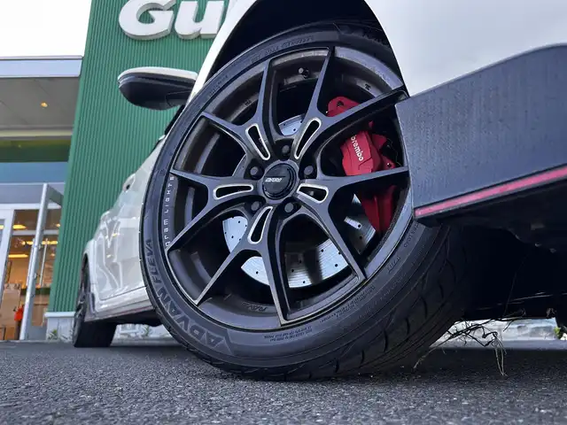 ホンダ シビック タイプR 宮城県 2018(平30)年 4.8万km チャンピオンシップホワイト 純正ナビ（VXM-185VFi）/・CD/DVD/・Bluetooth/・フルセグTV/バックカメラ/ビルトインETC/ドライブレコーダー/革巻きステアリング/クルーズコントロール/ステアリングスイッチ/電動パーキングブレーキ/ブレーキホールド/LEDヘッドランプ/フォグランプ/オートライト/スマートキー＆プッシュスタート/電動格納ミラー/RAYS18インチAW/純正フロアマット/W/サイド/カーテンエアバッグ