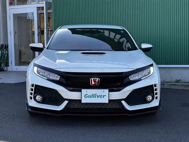 ホンダ シビック タイプR 宮城県 2018(平30)年 4.8万km チャンピオンシップホワイト 純正ナビ（VXM-185VFi）/・CD/DVD/・Bluetooth/・フルセグTV/バックカメラ/ビルトインETC/ドライブレコーダー/革巻きステアリング/クルーズコントロール/ステアリングスイッチ/電動パーキングブレーキ/ブレーキホールド/LEDヘッドランプ/フォグランプ/オートライト/スマートキー＆プッシュスタート/電動格納ミラー/RAYS18インチAW/純正フロアマット/W/サイド/カーテンエアバッグ