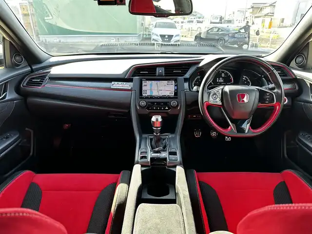 ホンダ シビック タイプR 宮城県 2018(平30)年 4.8万km チャンピオンシップホワイト 純正ナビ（VXM-185VFi）/・CD/DVD/・Bluetooth/・フルセグTV/バックカメラ/ビルトインETC/ドライブレコーダー/革巻きステアリング/クルーズコントロール/ステアリングスイッチ/電動パーキングブレーキ/ブレーキホールド/LEDヘッドランプ/フォグランプ/オートライト/スマートキー＆プッシュスタート/電動格納ミラー/RAYS18インチAW/純正フロアマット/W/サイド/カーテンエアバッグ