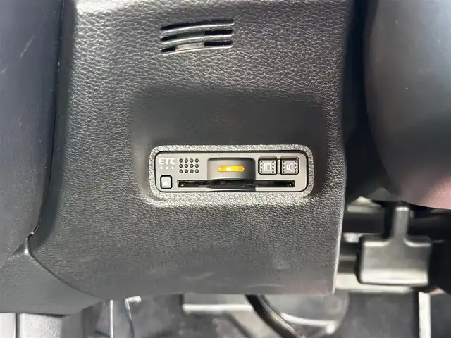 ホンダ シビック タイプR 宮城県 2018(平30)年 4.8万km チャンピオンシップホワイト 純正ナビ（VXM-185VFi）/・CD/DVD/・Bluetooth/・フルセグTV/バックカメラ/ビルトインETC/ドライブレコーダー/革巻きステアリング/クルーズコントロール/ステアリングスイッチ/電動パーキングブレーキ/ブレーキホールド/LEDヘッドランプ/フォグランプ/オートライト/スマートキー＆プッシュスタート/電動格納ミラー/RAYS18インチAW/純正フロアマット/W/サイド/カーテンエアバッグ