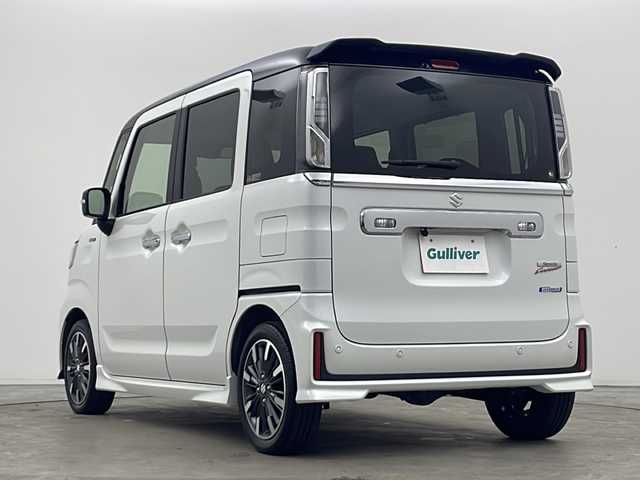 スズキ スペーシア カスタム HYBRID XS 秋田県 2024(令6)年 1.6万km ピュアホワイトパール/ブラック2トーン 4WD/社外メモリナビ　/Bluetooth/AM/FM/両側パワースライドドア　/バックカメラ　/衝突被害軽減システム　/レーダークルーズコントロール　/レーンキープアシスト　/横滑り防止装置　/LEDヘッドライト/フォグランプ/前席シートヒーター/前方ドライブレコーダー/ETC/スペアキー/純正アルミホイール/社外フロアマット/ミラーヒーター/ウィンカーミラー/ステアリングスイッチ