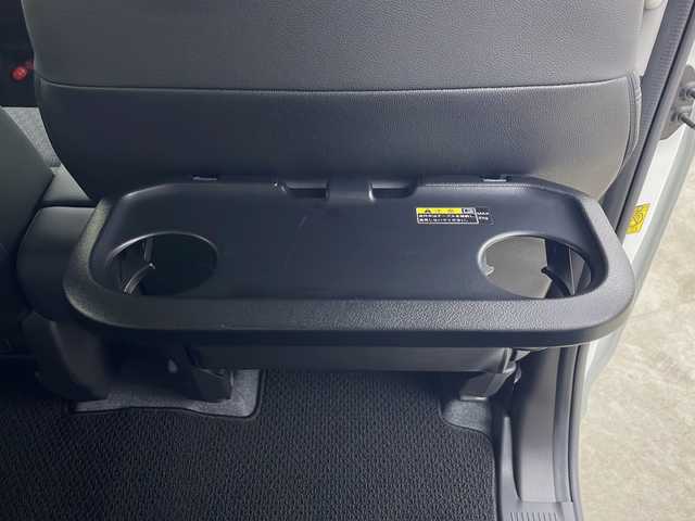 スズキ スペーシア カスタム HYBRID XS 秋田県 2024(令6)年 1.6万km ピュアホワイトパール/ブラック2トーン 4WD/社外メモリナビ　/Bluetooth/AM/FM/両側パワースライドドア　/バックカメラ　/衝突被害軽減システム　/レーダークルーズコントロール　/レーンキープアシスト　/横滑り防止装置　/LEDヘッドライト/フォグランプ/前席シートヒーター/前方ドライブレコーダー/ETC/スペアキー/純正アルミホイール/社外フロアマット/ミラーヒーター/ウィンカーミラー/ステアリングスイッチ
