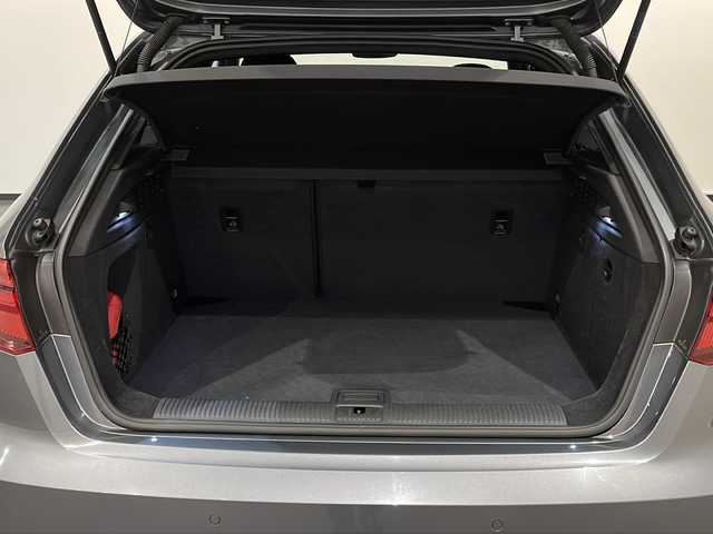 アウディ Ａ３ SB 2.0TFSIクワトロ スポーツ 新潟県 2018(平30)年 4万km モンスーングレーメタリック Sラインパッケージ/・LED ヘッドライト/・LEDリヤダイナミックターンインディケーター/・Audiバーチャルコックピット/・スポーツバンパー/・S lineスポーツサスペンション/ナビゲーションパッケージ/・MMI ナビゲーションシステム/・TVチューナー/・スマートフォンインターフェイス/・アウディサウンドシステム/コンビニエンスパッケージ/・デラックスオートマチックエアコンディショナー/・アドバンストキー/・アウディパーキングシステム/・リヤビューカメラ/アダプティブクルーズコントロール/パーキングアシスト/ETC/ドライブレコーダー/シートヒーター