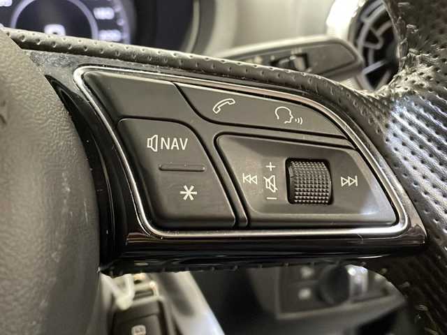 アウディ Ａ３ SB 2.0TFSIクワトロ スポーツ 新潟県 2018(平30)年 4万km モンスーングレーメタリック Sラインパッケージ/・LED ヘッドライト/・LEDリヤダイナミックターンインディケーター/・Audiバーチャルコックピット/・スポーツバンパー/・S lineスポーツサスペンション/ナビゲーションパッケージ/・MMI ナビゲーションシステム/・TVチューナー/・スマートフォンインターフェイス/・アウディサウンドシステム/コンビニエンスパッケージ/・デラックスオートマチックエアコンディショナー/・アドバンストキー/・アウディパーキングシステム/・リヤビューカメラ/アダプティブクルーズコントロール/パーキングアシスト/ETC/ドライブレコーダー/シートヒーター