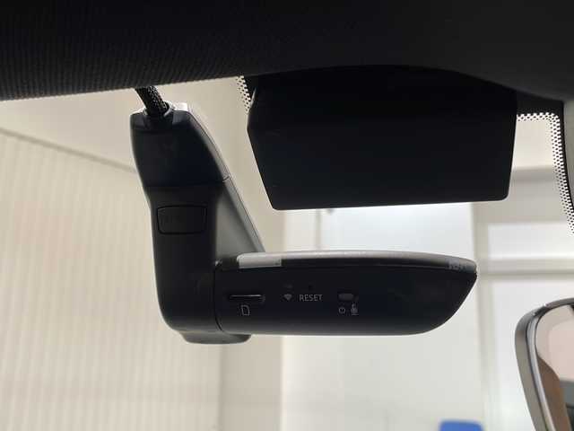 アウディ Ａ３ SB 2.0TFSIクワトロ スポーツ 新潟県 2018(平30)年 4万km モンスーングレーメタリック Sラインパッケージ/・LED ヘッドライト/・LEDリヤダイナミックターンインディケーター/・Audiバーチャルコックピット/・スポーツバンパー/・S lineスポーツサスペンション/ナビゲーションパッケージ/・MMI ナビゲーションシステム/・TVチューナー/・スマートフォンインターフェイス/・アウディサウンドシステム/コンビニエンスパッケージ/・デラックスオートマチックエアコンディショナー/・アドバンストキー/・アウディパーキングシステム/・リヤビューカメラ/アダプティブクルーズコントロール/パーキングアシスト/ETC/ドライブレコーダー/シートヒーター