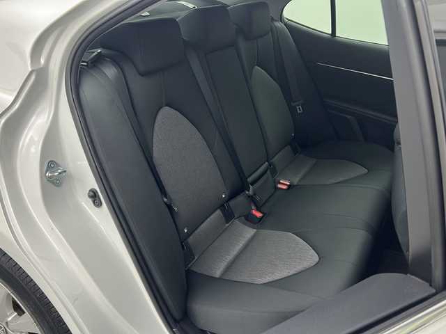 トヨタ カムリ G 福島県 2019(平31)年 3.4万km プラチナホワイトパールマイカ /Toyota Safety Sense/・プリクラッシュセーフティ/・レーントレーシングアシスト/・レーダークルーズコントロール/・オートマチックハイビーム/・クリアランスソナー//社外7インチナビ/・BT.CD.DVD.SD/・フルセグTV//バックカメラ//ビルトインETC//LEDヘッドライト//LEDフォグライト//ステアリングスイッチ//プッシュスタート//スマートキー×2//電動パーキングブレーキ//純正フロアマット//純正18インチAW//電動格納ミラー