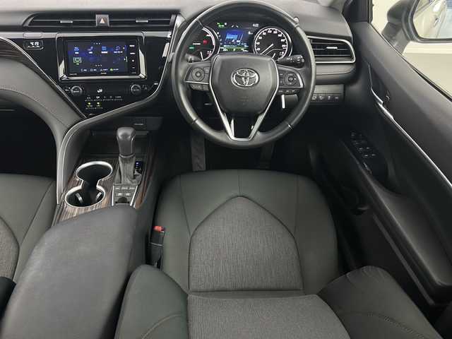 トヨタ カムリ G 福島県 2019(平31)年 3.4万km プラチナホワイトパールマイカ /Toyota Safety Sense/・プリクラッシュセーフティ/・レーントレーシングアシスト/・レーダークルーズコントロール/・オートマチックハイビーム/・クリアランスソナー//社外7インチナビ/・BT.CD.DVD.SD/・フルセグTV//バックカメラ//ビルトインETC//LEDヘッドライト//LEDフォグライト//ステアリングスイッチ//プッシュスタート//スマートキー×2//電動パーキングブレーキ//純正フロアマット//純正18インチAW//電動格納ミラー