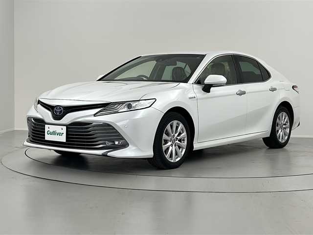 トヨタ カムリ G 福島県 2019(平31)年 3.4万km プラチナホワイトパールマイカ /Toyota Safety Sense/・プリクラッシュセーフティ/・レーントレーシングアシスト/・レーダークルーズコントロール/・オートマチックハイビーム/・クリアランスソナー//社外7インチナビ/・BT.CD.DVD.SD/・フルセグTV//バックカメラ//ビルトインETC//LEDヘッドライト//LEDフォグライト//ステアリングスイッチ//プッシュスタート//スマートキー×2//電動パーキングブレーキ//純正フロアマット//純正18インチAW//電動格納ミラー