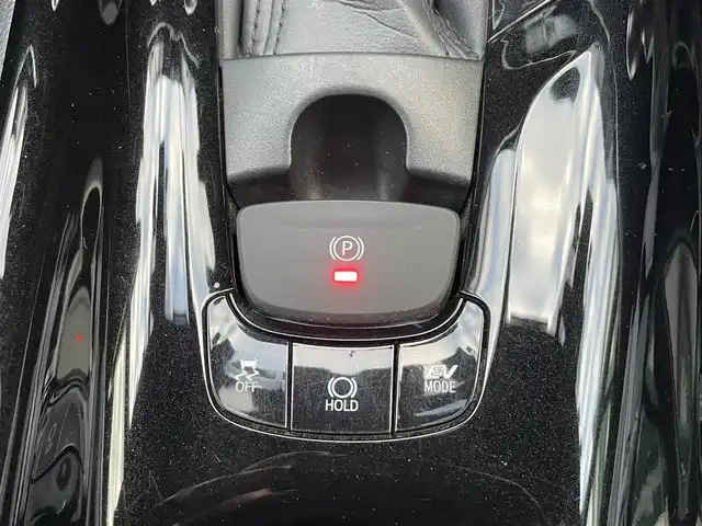 トヨタ Ｃ－ＨＲ G 愛知県 2017(平29)年 8.7万km メタルストリームM TRDフルエアロ車/・イクリプスメモリーナビ/・フルセグテレビ/・CD/DVD再生機能/・ミュージックサーバー(SD録音)/・Bluetooth/USB接続機能/・バックカメラ/・ETC/・ドライブレコーダー/・合成皮革シート/・シートヒーター(運転席・助手席）/・純正18インチアルミホイール/・純正LEDヘッドライト/・オートマチックハイビーム/・衝突軽減ブレーキ/・レーンキープアシスト/・ブラインドスポットモニター/・電動パーキングブレーキ/・ブレーキホールド/・アダプティブクルーズコントロール/・TRDプッシュスタート/・カーメイトドリンクホルダー