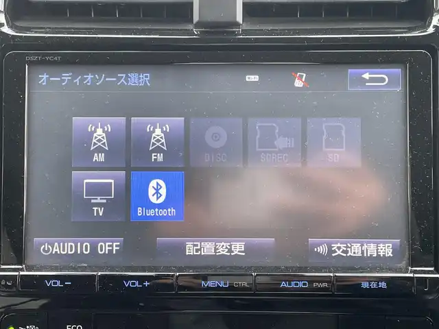 トヨタ プリウス A プレミアム　ツーリングセレ 福岡県 2016(平28)年 9.1万km ホワイトパールクリスタルシャイン モデリスタエアロ(フロント/サイド/リヤ)/純正9インチメモリナビ【DSZT-YC4T】/　(AM/FM/CD/DVD/Bluetooth/フルセグTV)/バックカメラ/トヨタセーフティセンス/・プリクラッシュセーフティ/・レーダークルーズコントロール/・レーンディパーチャーアラート/・オートマッチックハイビーム/ブラインドスポットモニター/シンプルインテリジェントパーキングアシスト/ヘッドアップディスプレイ/横滑り防止/ドライブモードセレクト/純正ビルトインETC/黒レザーシート/革巻きステアリング/ステアリングスイッチ/パワーシート(D)/シートヒーター(D/N)/純正フロアマット/ナノイー/100V電源/ISOFIX/スペアキー×1/保証書/取扱説明書/ナビ取扱説明書