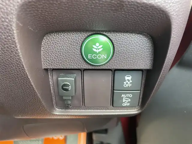 ホンダ Ｎ ＯＮＥ プレミアム 鳥取県 2016(平28)年 8.7万km 茶Ⅱ (株)IDOMが運営する【じしゃロン鳥取店】の自社ローン対象車両になります。こちらは現金ご利用時の価格です。自社ローンご希望の方は別途その旨お申付け下さい。/4WD/社外ナビ（AVIC-RZ811）/・フルセグTV/・AM/FM/・CD/DVD/・Bluetooth接続/ツートンカラー/バックカメラ/HIDオートライト/LEDフォグ/前席シートヒーター/ドライブレコーダー/アイドリングストップ/スマートキー×2/プッシュスタート/ETC