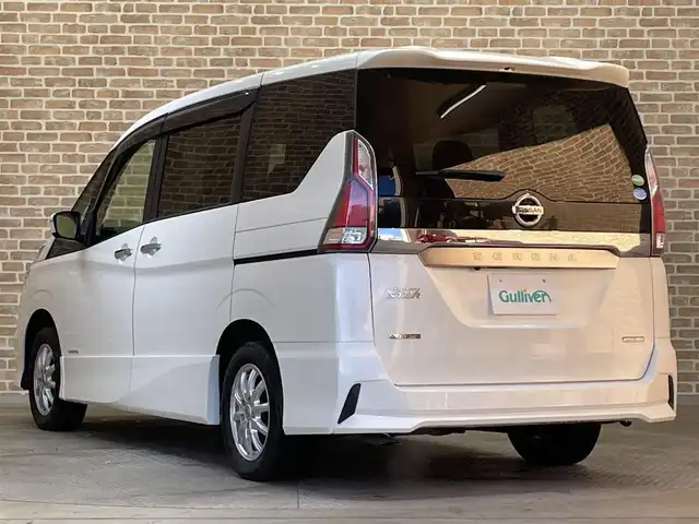 日産 セレナ ハイウェイスターVセレクションⅡ 岩手県 2018(平30)年 5.5万km ブリリアントホワイトパール ワンオーナー/４WD/ハンズフリーオートスライドドア/エマージェンシーブレーキ/車線逸脱警報/クルーズコントロール/オートハイビーム/横滑り防止装置/アイドリングストップ/リヤオートエアコン/ロールサンシェード/純正ナビ/ステアリングスイッチ/フルセグTV/バックカメラ/エンジンスターター/スペアキーあり/純正１５インチアルミホイール/純正フロアマット
