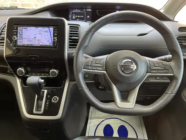 日産 セレナ ハイウェイスターVセレクションⅡ 岩手県 2018(平30)年 5.5万km ブリリアントホワイトパール ワンオーナー/４WD/ハンズフリーオートスライドドア/エマージェンシーブレーキ/車線逸脱警報/クルーズコントロール/オートハイビーム/横滑り防止装置/アイドリングストップ/リヤオートエアコン/ロールサンシェード/純正ナビ/ステアリングスイッチ/フルセグTV/バックカメラ/エンジンスターター/スペアキーあり/純正１５インチアルミホイール/純正フロアマット