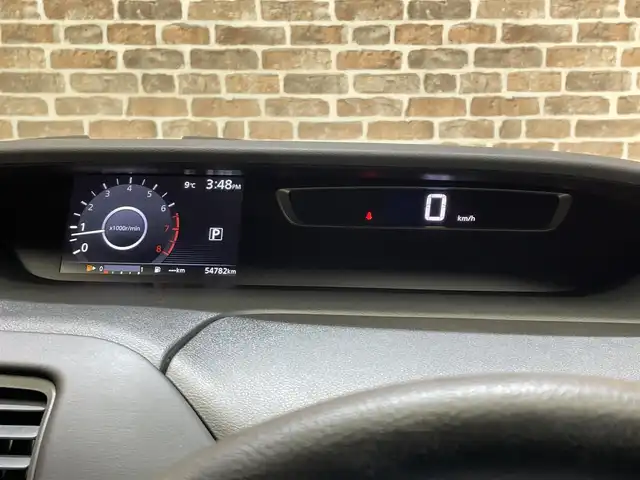 日産 セレナ ハイウェイスターVセレクションⅡ 岩手県 2018(平30)年 5.5万km ブリリアントホワイトパール ワンオーナー/４WD/ハンズフリーオートスライドドア/エマージェンシーブレーキ/車線逸脱警報/クルーズコントロール/オートハイビーム/横滑り防止装置/アイドリングストップ/リヤオートエアコン/ロールサンシェード/純正ナビ/ステアリングスイッチ/フルセグTV/バックカメラ/エンジンスターター/スペアキーあり/純正１５インチアルミホイール/純正フロアマット