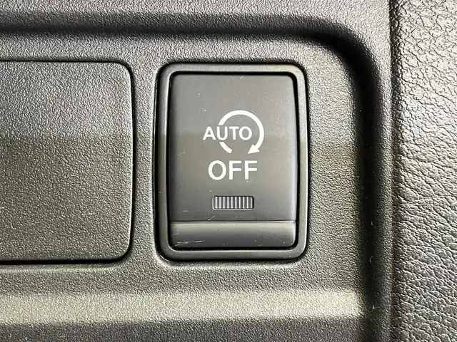 日産 セレナ ハイウェイスターVセレクションⅡ 岩手県 2018(平30)年 5.5万km ブリリアントホワイトパール ワンオーナー/４WD/ハンズフリーオートスライドドア/エマージェンシーブレーキ/車線逸脱警報/クルーズコントロール/オートハイビーム/横滑り防止装置/アイドリングストップ/リヤオートエアコン/ロールサンシェード/純正ナビ/ステアリングスイッチ/フルセグTV/バックカメラ/エンジンスターター/スペアキーあり/純正１５インチアルミホイール/純正フロアマット