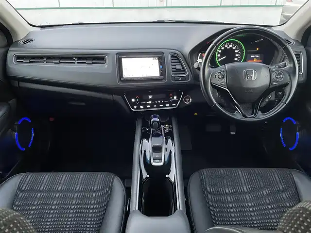 ホンダ ヴェゼル ハイブリッド Z ホンダセンシング 山梨県 2017(平29)年 7.9万km ミスティックグリーンパール ワンオーナー/純正ナビ/バックカメラ/フルセグTV/ホンダセンシング/レーダークルーズコントロール/レーンキープアシスト/衝突被害軽減ブレーキ/横滑り防止装置/コンフォートパッケージ/LEDオートライト/ハーフレザーシート/シートヒーター/社外AW18インチ/スマートキー/スペアキー/プッシュスタート/純正AWスタッドレスタイヤセット積込