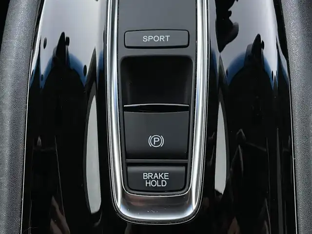 ホンダ ヴェゼル ハイブリッド Z ホンダセンシング 山梨県 2017(平29)年 7.9万km ミスティックグリーンパール ワンオーナー/純正ナビ/バックカメラ/フルセグTV/ホンダセンシング/レーダークルーズコントロール/レーンキープアシスト/衝突被害軽減ブレーキ/横滑り防止装置/コンフォートパッケージ/LEDオートライト/ハーフレザーシート/シートヒーター/社外AW18インチ/スマートキー/スペアキー/プッシュスタート/純正AWスタッドレスタイヤセット積込