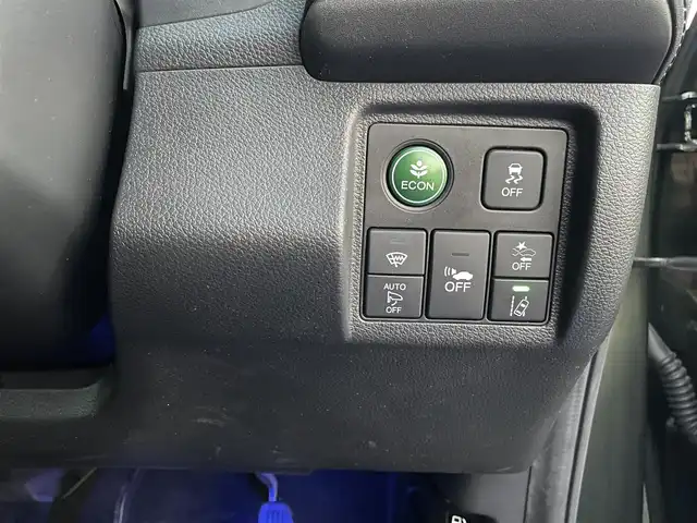 ホンダ ヴェゼル ハイブリッド Z ホンダセンシング 山梨県 2017(平29)年 7.9万km ミスティックグリーンパール ワンオーナー/純正ナビ/バックカメラ/フルセグTV/ホンダセンシング/レーダークルーズコントロール/レーンキープアシスト/衝突被害軽減ブレーキ/横滑り防止装置/コンフォートパッケージ/LEDオートライト/ハーフレザーシート/シートヒーター/社外AW18インチ/スマートキー/スペアキー/プッシュスタート/純正AWスタッドレスタイヤセット積込