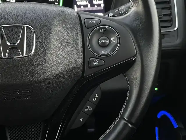 ホンダ ヴェゼル ハイブリッド Z ホンダセンシング 山梨県 2017(平29)年 7.9万km ミスティックグリーンパール ワンオーナー/純正ナビ/バックカメラ/フルセグTV/ホンダセンシング/レーダークルーズコントロール/レーンキープアシスト/衝突被害軽減ブレーキ/横滑り防止装置/コンフォートパッケージ/LEDオートライト/ハーフレザーシート/シートヒーター/社外AW18インチ/スマートキー/スペアキー/プッシュスタート/純正AWスタッドレスタイヤセット積込