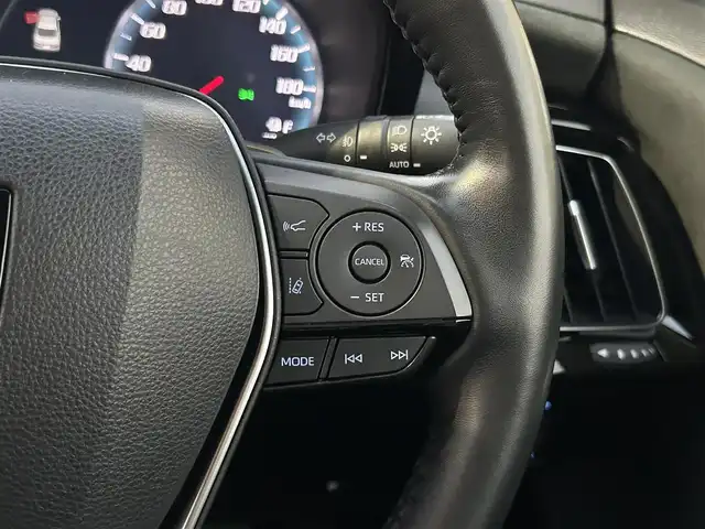 トヨタ クラウン ハイブリッド RS アドバンス 島根県 2018(平30)年 2.9万km ホワイトパールクリスタルシャイン 登録時走行距離28865km/取扱説明書/保証書/純正SDナビ/(Tconnect/フルセグテレビ/AM/FMラジオ/CD/DVD/USB/AUX/Bluetooth)/Toyota Safety Sense/・プリクラッシュセーフティ/・レーントレーシングアシスト/・レーダークルーズコントロール/・アダプティブハイビームシステム/ETC2.0/ドライブレコーダー/アラウンドビューモニター/ヘッドアップディスプレイ/18インチ純正アルミホイール/電動パーキングブレーキ/オートブレーキホールド/ブラインドスポットモニター/前席パワーシート/LEDヘッドライト/オートライト/フォグランプ/スマートキー/プッシュスタート/純正フロアマット/禁煙車