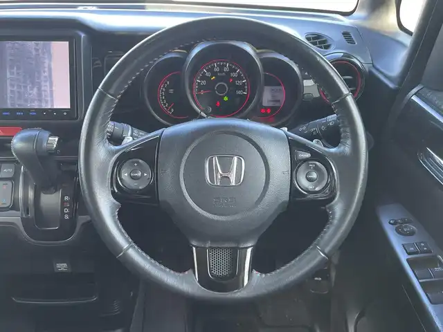 ホンダ Ｎ ＢＯＸ 2トーン カスタム G ターボLパッケージ 静岡県 2015(平27)年 9.6万km 白Ⅱ 純正ナビ　/・フルセグＴＶ　/・Ｂｌｕｅｔｏｏｔｈ接続　/・ＤＶＤ再生　/クルーズコントロール　/ＣＴＢＡ　/両側パワースライドドア　/プッシュスタート　/スマートキー　/スペアキー　/バックカメラ　/ＨＩＤオートライト/取扱説明書/保証書