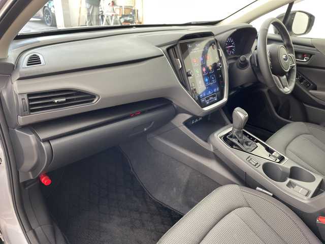 スバル クロストレック リミテッド 兵庫県 2024(令6)年 0.6万km アイスシルバーメタリック ・ワンオーナー車/・純正11.6インチナビ/TV/USB/Bluetooth/・全方位カメラ/・ETC2.0/・アイサイト/・プリクラッシュブレーキ/・レーンキープアシスト/・車線逸脱防止/・レーダークルーズコントロール/・先行車発進告知/・後退時ブレーキアシスト/・ドライバーモニタリングシステム/・後側方警戒支援システム/・ステアリング連動ヘッドランプ/・前席パワーシート/・前席シートヒーター/・ステアリングヒーター/・ステアリングスイッチ/・社外前後ドライブレコーダー/・スマートキー/・ルーフレール/・純正18インチアルミホイール/・LEDヘッドライト/・フォグランプ/・オートライト