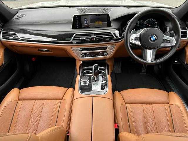 ＢＭＷ ７４０ｉ Mスポーツ 埼玉県 2017(平29)年 5万km ミネラルホワイト 茶革/前席ベンチレーションシート/前後席シートヒーター/前席マッサージシート/サンルーフ/ソフトクローズドア/ＬＥＤレーザーヘッドライト/オートトランク/全方位カメラ/アダプティブクルーズコントロール