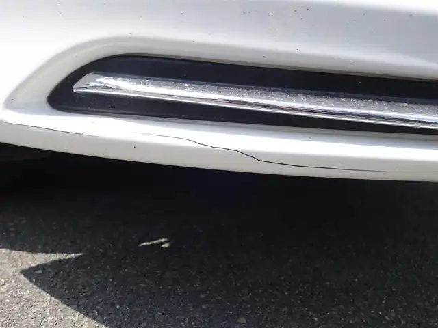 トヨタ ハリアー ハイブリッド プレミアム アドバンスドP 山形県 2015(平27)年 9.9万km ホワイトパールクリスタルシャイン 4WD/JBLプレミアムサウンドシステム/衝突被害軽減システム/純正SDナビ/　　【CD DVD BD BT フルセグ USB AUX】/全周囲カメラ/電動リアゲート/レーダークルーズコントロール/LEDオートヘッドライト/ハーフレザーシート/パワーシート/モデリスタエアロ/純正18インチアルミホイール/ドライブレコーダー/アイドリングストップ/ステアリングスイッチ/MTモード付AT/電動格納ウィンカーミラー/フォグランプ/スマートキー/ETC