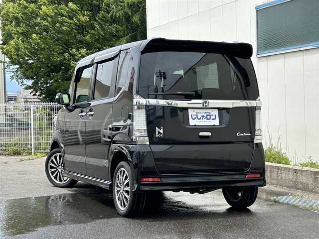 ホンダ Ｎ ＢＯＸ カスタム G ターボ Aパッケージ 福島県 2014(平26)年 8.6万km スマートブラック (株)IDOMが運営する【じしゃロン福島店】の自社ローン専用車両になります。こちらは現金またはオートローンご利用時の価格です。自社ローンご希望の方は別途その旨お申付け下さい/純正ナビ/クルーズコントロール/MT付AT/ドアバイザー/革巻きステアリング/ステアリングリモコン/フルセグテレビ/両側パワースライドドア/カーテンエアバッグ/ETC/社外AW積込