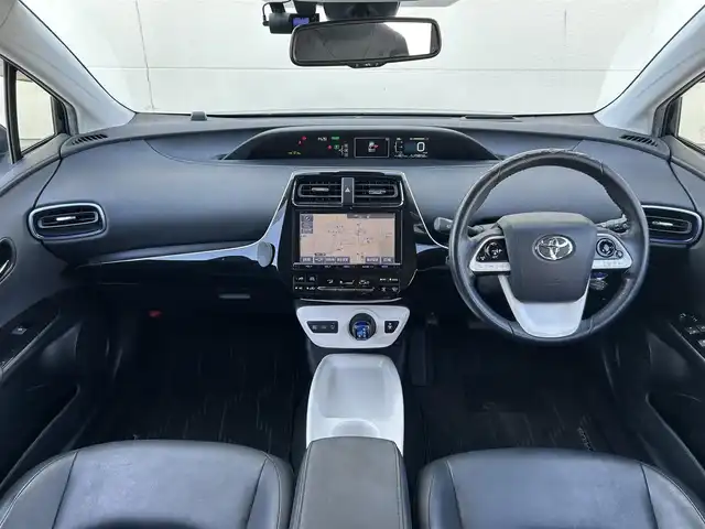 トヨタ プリウス A ツーリングセレクション 茨城県 2016(平28)年 15.9万km アティチュードブラックマイカ HUD/パーキングアシスト/オートクルーズコントロール/ステアリングスイッチ/ラゲッジゴムマット/トノカバー/取説/保証/ビルドインETC/バックカメラ/純正ナビ（DSZT-YC4T