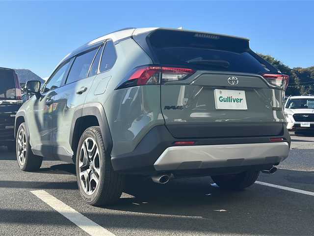 トヨタ ＲＡＶ４ アドベンチャー 京都府 2019(令1)年 1.3万km アッシュグレーメタリック/アーバンカーキ 純正9incナビ(フルセグ/DVD再生/Bluetooth)/ バックカメラ/ ETC /革シート /パワーシート/ 衝突軽減/ レーダークルコン /クリアランスソナー/ トヨタセーフティセンス /ドラレコ/ ４WD