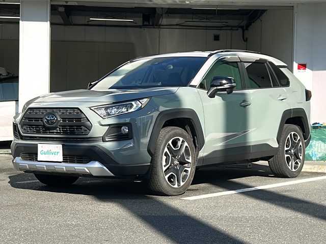 トヨタ ＲＡＶ４ アドベンチャー 京都府 2019(令1)年 1.3万km アッシュグレーメタリック/アーバンカーキ 純正9incナビ(フルセグ/DVD再生/Bluetooth)/ バックカメラ/ ETC /革シート /パワーシート/ 衝突軽減/ レーダークルコン /クリアランスソナー/ トヨタセーフティセンス /ドラレコ/ ４WD