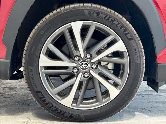 トヨタ カローラ クロス ハイブリッド Z 宮城県 2024(令6)年 0.9万km センシュアルレッドマイカ 純正10.5インチナビ/アラウンドビューモニター/トヨタセーフティセンス/・プリクラッシュセーフティー/・レーントレーシングアシスト/・レーンディパーチャーアラート/・レーダークルーズコントロール/・発進遅れ告知機能/パノラマルーフ/前後コーナーセンサー/ブラインドスポットモニター/前後ドライブレコーダー/ヒートシーター/パワーシート/本革シート/純正2.0ビルトインETC/純正18インチアルミホイール/純正フロアマット/LEDヘッドライト/フォグランプ/フルセグTV/Bluetooth、CD