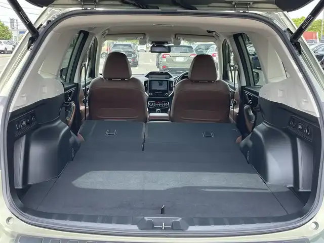 スバル フォレスター ハイブリッド アドバンス 道央・札幌 2021(令3)年 4.1万km ジャスパーグリーンM ４WD/純正ディーラーOPナビ/CD/DVD/BT/フルセグ/アイサイト/衝突被害軽減ブレーキ/横滑り防止装置/レーダークルーズコントロール/レーンキープアシスト/リヤパーキングセンサー/ブラインドスポットモニター/バック/サイド/フロントカメラ/ビルトインETC/ドライブレコーダー/SRH/XMODE/SI-DRIVE/パワーバックドア/前席パワーシート/D席メモリーシート/全席シートヒーター/レザーシート/革巻きステアリング/ステアリングリモコン/パドルシフト/ハンドルヒーター/デジタルインナーミラー/電動パーキング/オートブレーキホールド/プッシュスタート/スマートキー/LEDヘッドライト/オートライト/フォグランプ/電動格納ミラー/ヒーテッドドアミラー/ウィンカーミラー/ドアバイザー