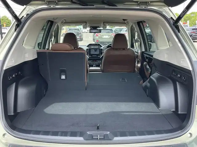 スバル フォレスター ハイブリッド アドバンス 道央・札幌 2021(令3)年 4.1万km ジャスパーグリーンM ４WD/純正ディーラーOPナビ/CD/DVD/BT/フルセグ/アイサイト/衝突被害軽減ブレーキ/横滑り防止装置/レーダークルーズコントロール/レーンキープアシスト/リヤパーキングセンサー/ブラインドスポットモニター/バック/サイド/フロントカメラ/ビルトインETC/ドライブレコーダー/SRH/XMODE/SI-DRIVE/パワーバックドア/前席パワーシート/D席メモリーシート/全席シートヒーター/レザーシート/革巻きステアリング/ステアリングリモコン/パドルシフト/ハンドルヒーター/デジタルインナーミラー/電動パーキング/オートブレーキホールド/プッシュスタート/スマートキー/LEDヘッドライト/オートライト/フォグランプ/電動格納ミラー/ヒーテッドドアミラー/ウィンカーミラー/ドアバイザー