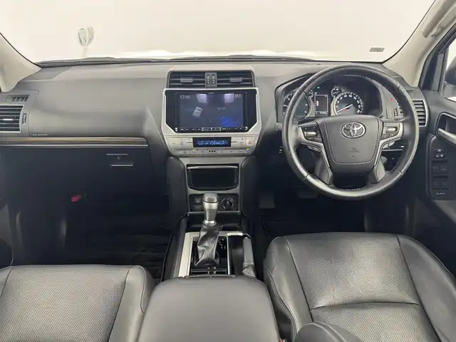 トヨタ ランドクルーザー プラド TX Lパッケージ 愛知県 2019(平31)年 7.2万km ホワイトパールクリスタルシャイン ワンオーナー/4WD/トヨタセーフティセンス/　　・プリクラッシュセーフティ/　　・レーンディバーチャーアラート/　　・レーントレーシングアシスト/　　・レーダークルーズコントロール/　　・オートマチックハイビーム/　　・ロードサインアシスト/　　・クリアランスソナー/TRDエアロセット/　　・フロントスポイラー/　　・リヤバンパースポイラー/アルパイン製9インチナビ/フルセグTV/バックカメラ/レザーシート/シートヒーター（前席）/エアシート（前席）/電動格納サードシート/LEDルームランプ/クリアランスソナー/取扱説明書/保証書