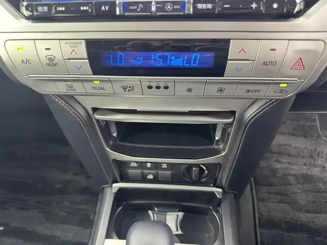 トヨタ ランドクルーザー プラド TX Lパッケージ 愛知県 2019(平31)年 7.2万km ホワイトパールクリスタルシャイン ワンオーナー/4WD/トヨタセーフティセンス/　　・プリクラッシュセーフティ/　　・レーンディバーチャーアラート/　　・レーントレーシングアシスト/　　・レーダークルーズコントロール/　　・オートマチックハイビーム/　　・ロードサインアシスト/　　・クリアランスソナー/TRDエアロセット/　　・フロントスポイラー/　　・リヤバンパースポイラー/アルパイン製9インチナビ/フルセグTV/バックカメラ/レザーシート/シートヒーター（前席）/エアシート（前席）/電動格納サードシート/LEDルームランプ/クリアランスソナー/取扱説明書/保証書