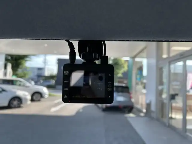 ダイハツ タント ウェルカムシート 新潟県 2014(平26)年 6万km パールホワイトⅢ 福祉車両/ワンオーナー/４WD/助手席福祉シート/純正ホイール装着/メモリナビ/ワンセグテレビ/バックカメラ/アイドリングストップ/ドアバイザー/プッシュスタート/片側パワースライドドア/ETC/純正フロアマット/前後ドライブレコーダー/アイドリングストップ/ISOFIX対応/助手席用リモコンあり/冬用タイヤ車載