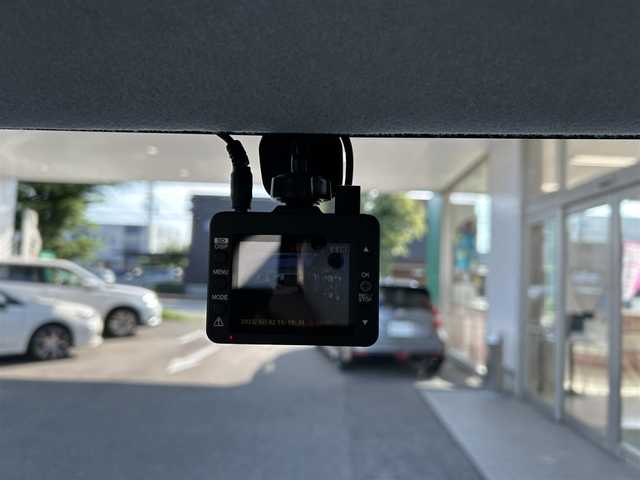 ダイハツ タント ウェルカムシート 新潟県 2014(平26)年 6万km パールホワイトⅢ 福祉車両/ワンオーナー/４WD/助手席福祉シート/純正ホイール装着/メモリナビ/ワンセグテレビ/バックカメラ/アイドリングストップ/ドアバイザー/プッシュスタート/片側パワースライドドア/ETC/純正フロアマット/前後ドライブレコーダー/アイドリングストップ/ISOFIX対応/助手席用リモコンあり/冬用タイヤ車載